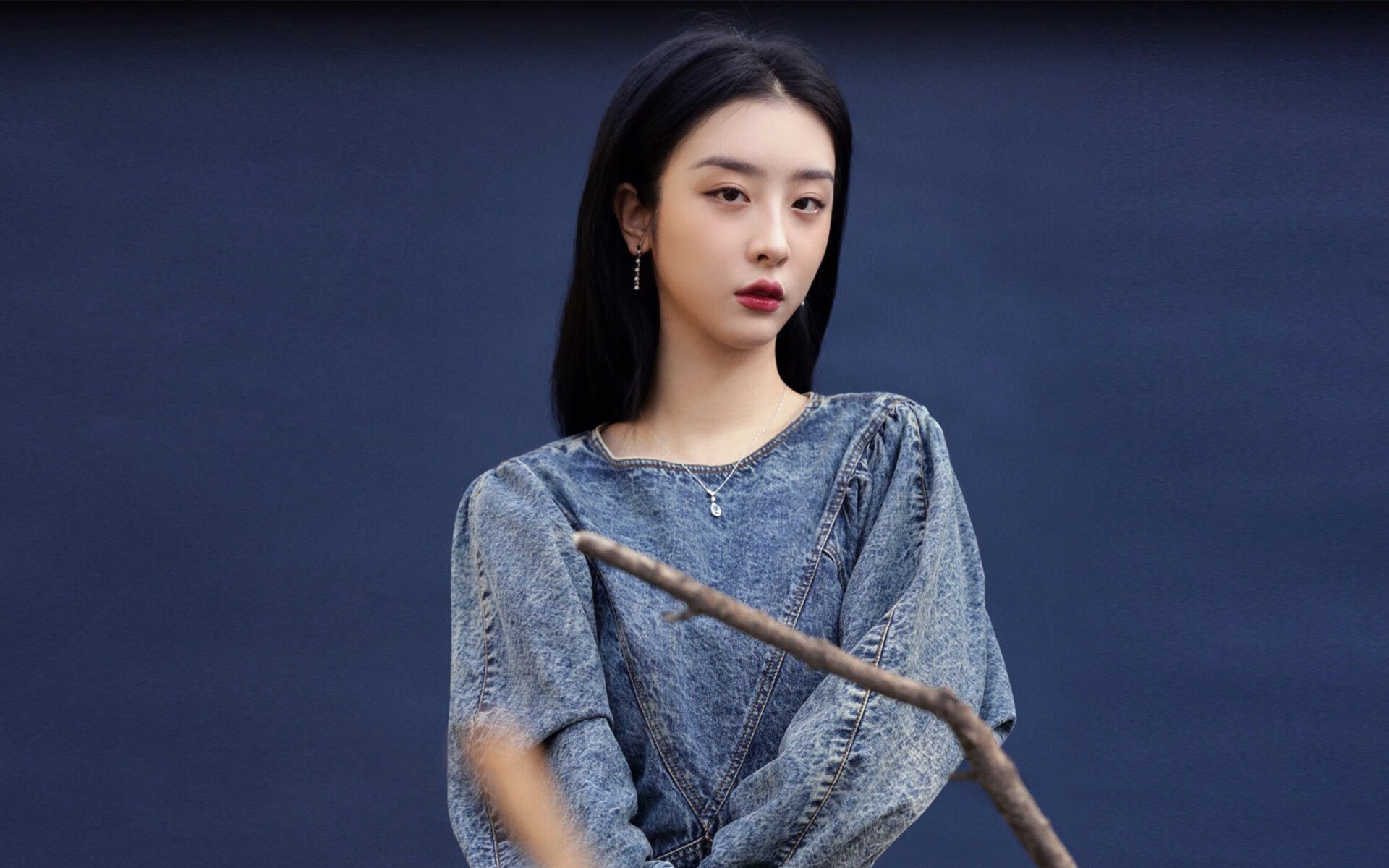 Kaiyun官方登录入口-姆巴佩决赛受盯防，难有发挥空间，姆巴佩集锦