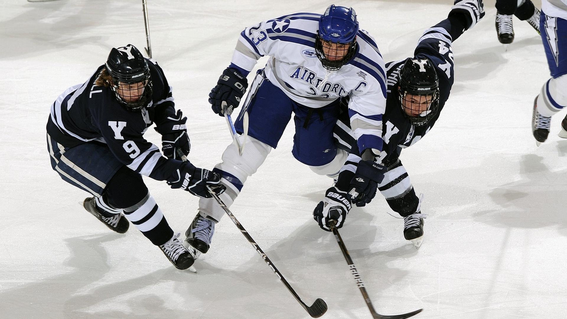 开云体育登陆入口-英超联赛的商业价值不断攀升，吸引更多投资，英超联赛介绍